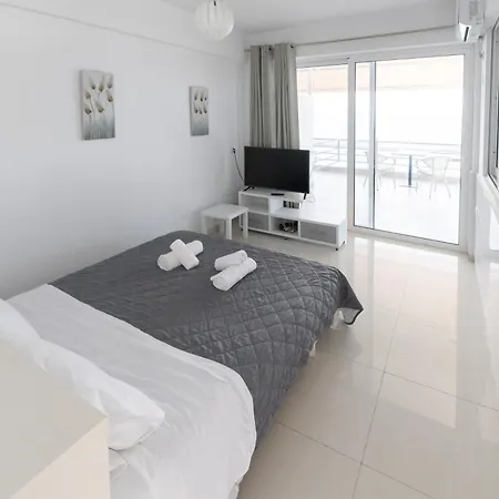 Pano Appartement Qeparo