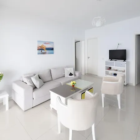 Appartement Pano Qeparo