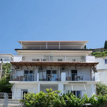 Pano Daire