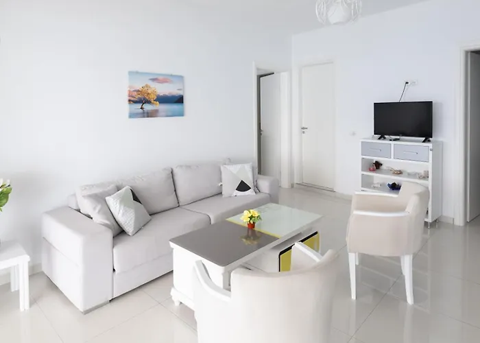 Lejlighed Pano Qeparo